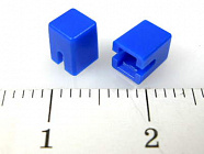 Колпачок SWT-81-61 B L=4 синий, 4*4*5,5мм / отв.под толк. 2,5*2,5мм., DPT